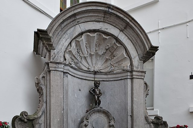 Manneken Pis by Trougnouf licenced under CC BY-SA 4.0